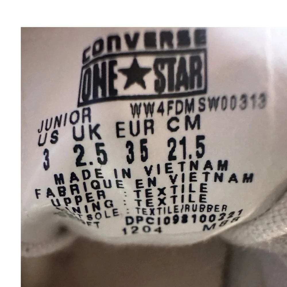 Converse One Star Black White Canvas Low Top Sneakers Junior Size 3 Skateboarder